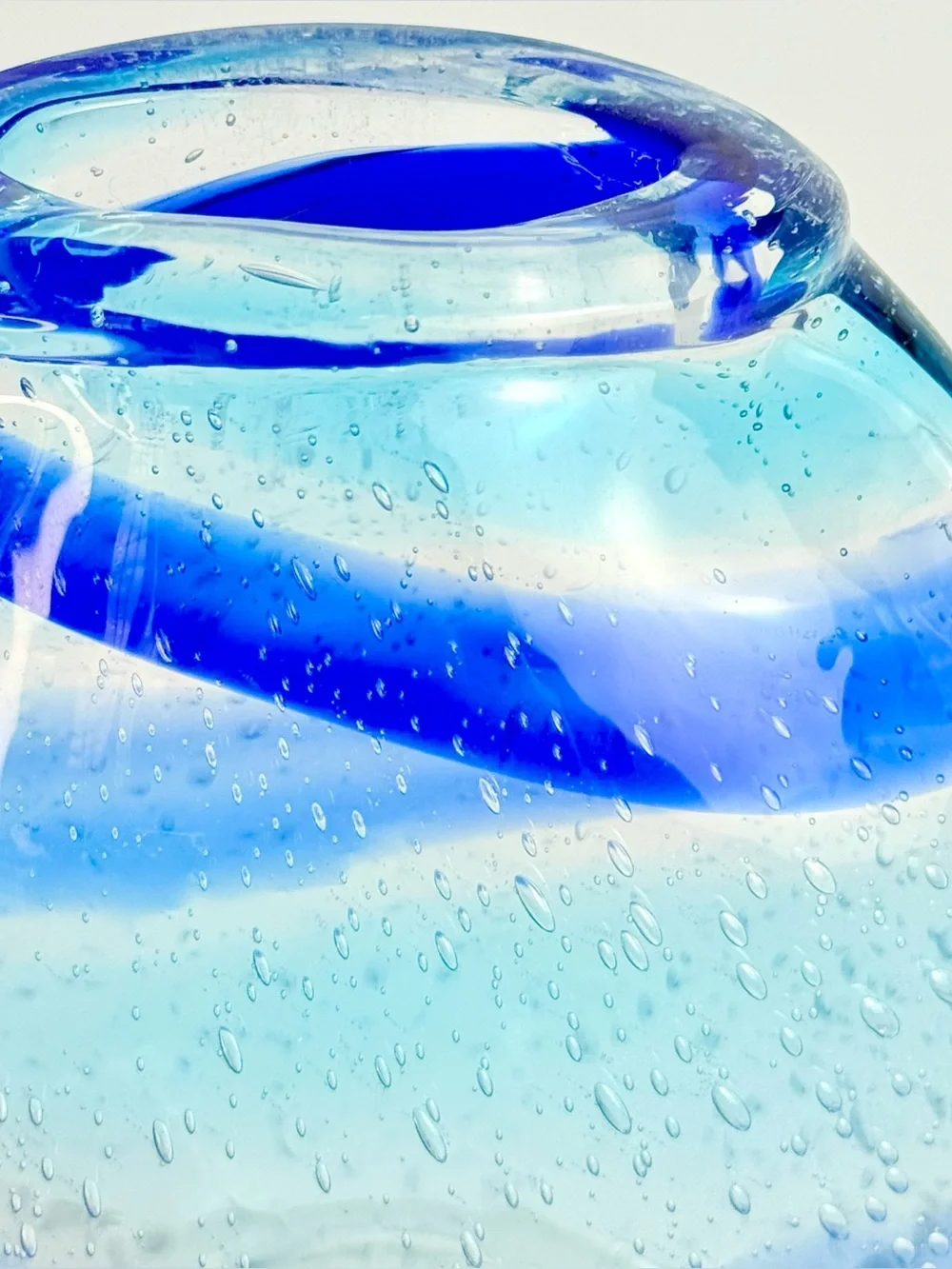 Vintage Cali Margie’s Garden Creative Artisans Hand Blown Blue Bubble Glass Vase